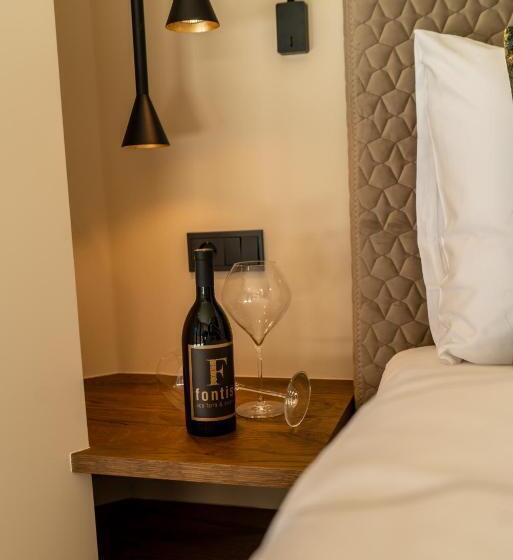 جناح مزود بتراس, Fontis Luxury Spa Lodge