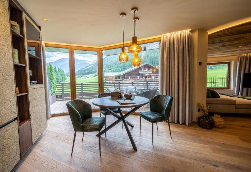 جناح مطلّ علي الجبل, Fontis Luxury Spa Lodge