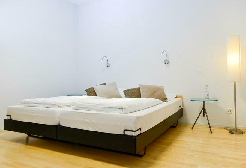 Standardzimmer King-Size Bett (behindertengerecht), Baders Krone