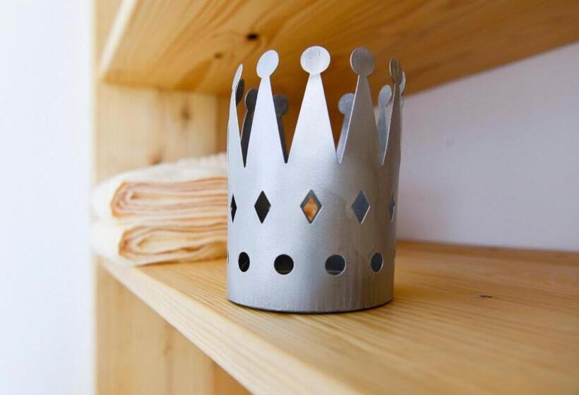 חדר אקונומי, Baders Krone