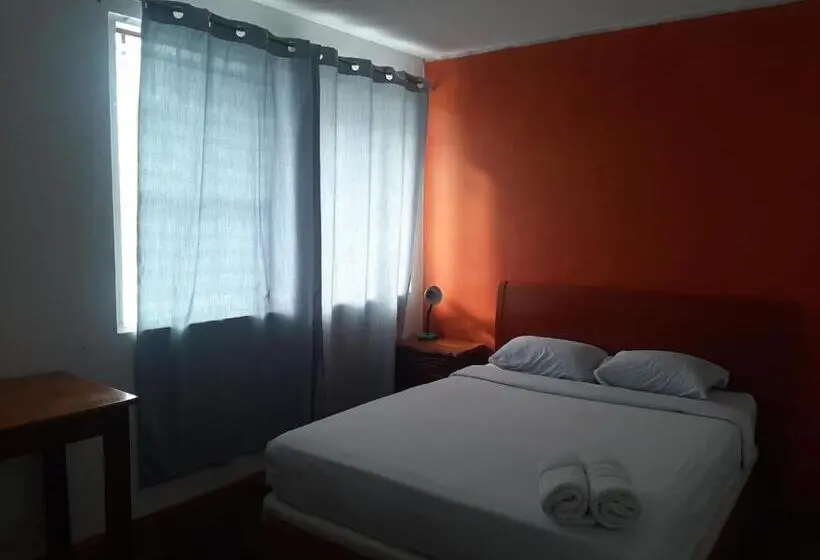 エコノミールーム, Lost In San Jose Hotel & Hostel