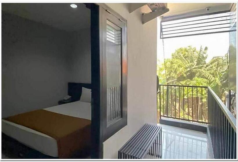 Номер Стандарт, Losmen Family Syariah Bypass Juanda Mitra Reddoorz