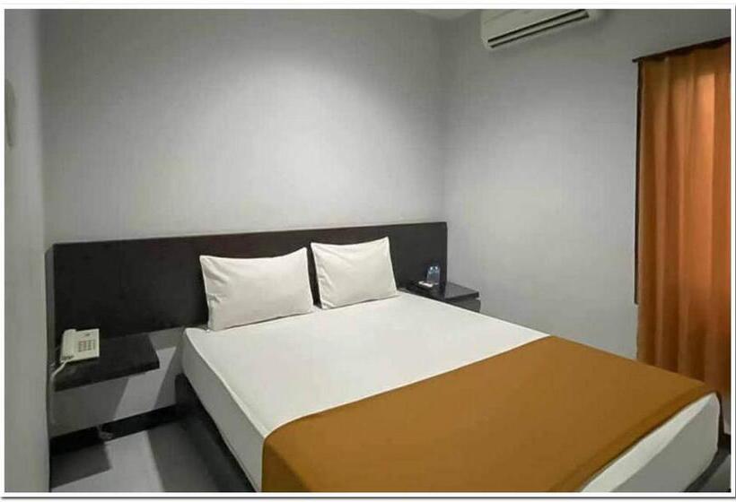 Номер Стандарт, Losmen Family Syariah Bypass Juanda Mitra Reddoorz
