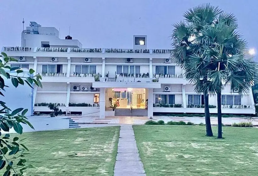 キングサイズベッドのスイートルーム, Riviera Beach Resort