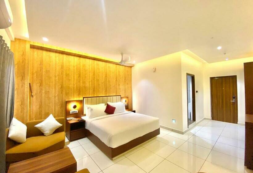 带大床的套房, Riviera Beach Resort
