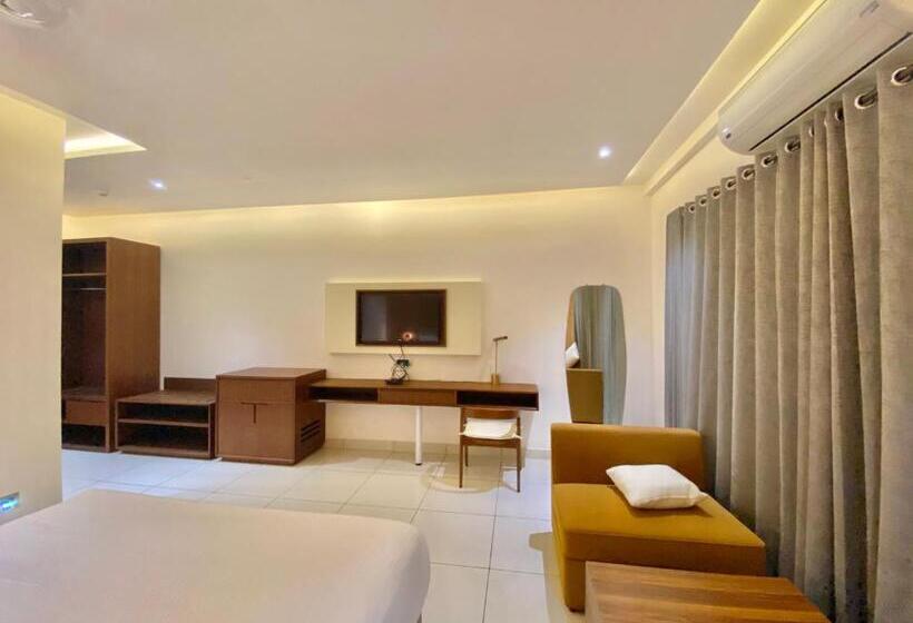 חדר סטנדרט עם מיטת קינג, Riviera Beach Resort