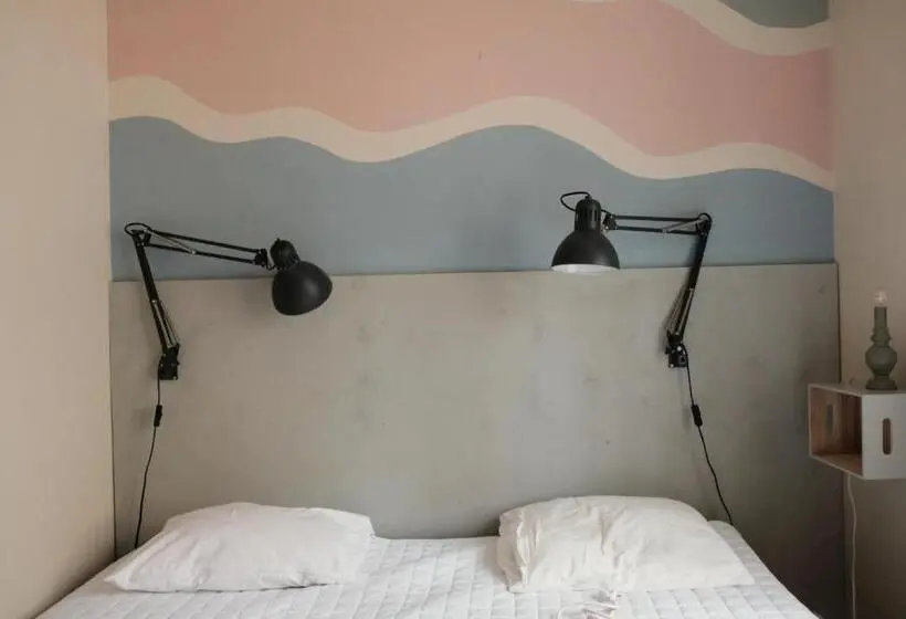 エコノミールーム, Stocklycke Omberg