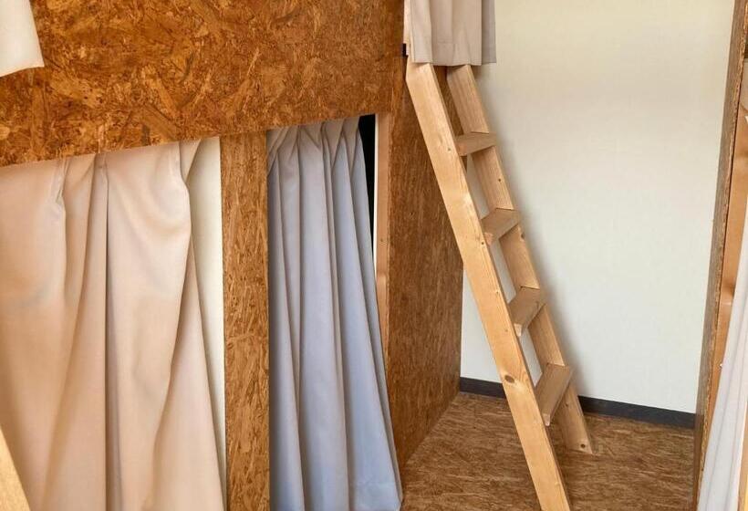 Bed in een Gedeelde Kamer, 九右衛門ゲストハウス