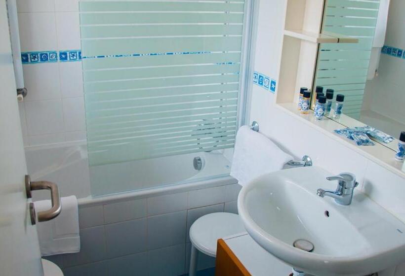 غرفة قياسية مزوَّدة بشُرفة, Pedrogao Guesthouse