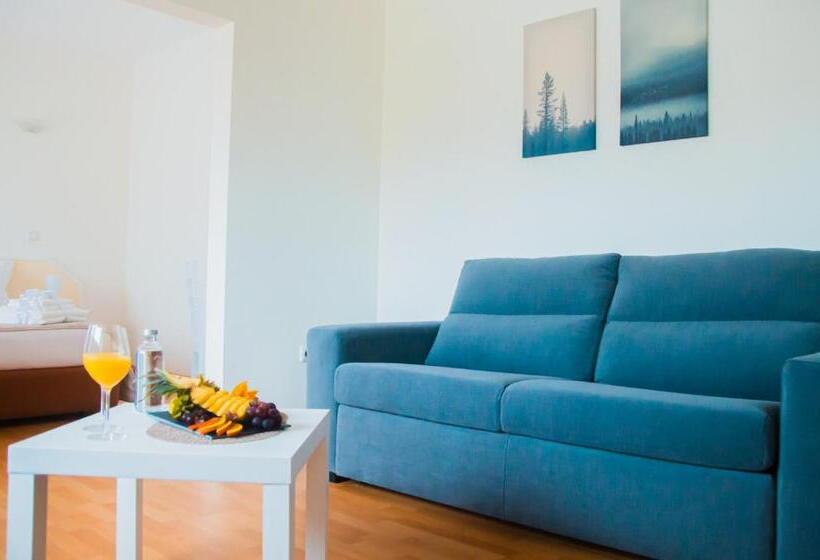 جناح عائلي, Pedrogao Guesthouse