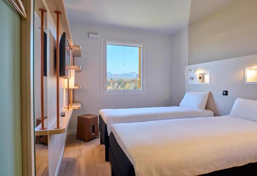 חדר סטנדרט לשלושה, Ibis Budget Nangy Annemasse