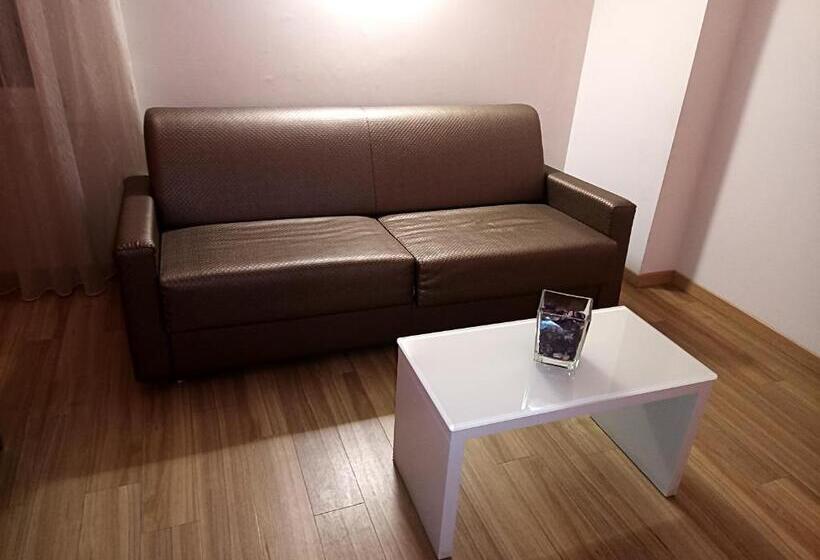 חדר סטנדרט עם טרסה, Locanda Larotonda