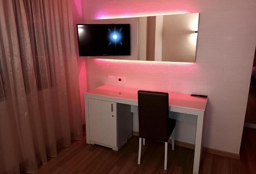 غرفة ديلوكس, Locanda Larotonda