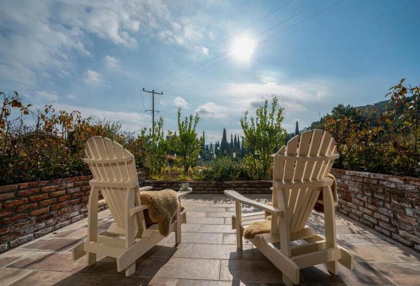 غرفة ديلوكس, Nadas Kazdağları