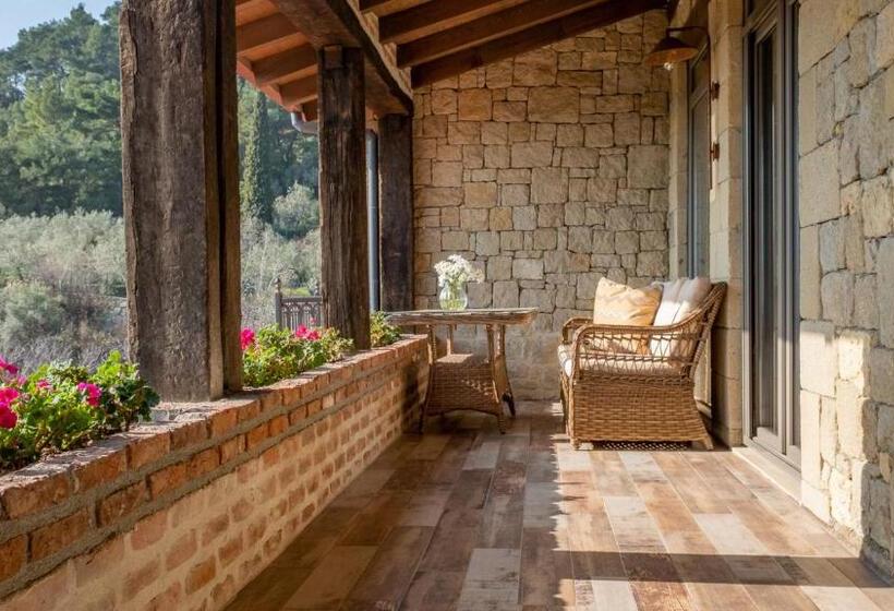 جناح إدارى, Nadas Kazdağları