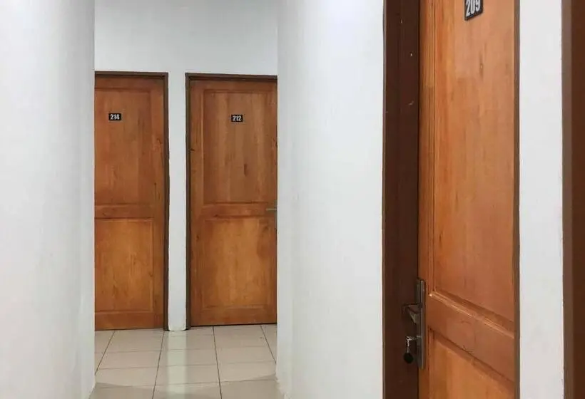 スタンダードルーム, Reddoorz @ Aksara Medan