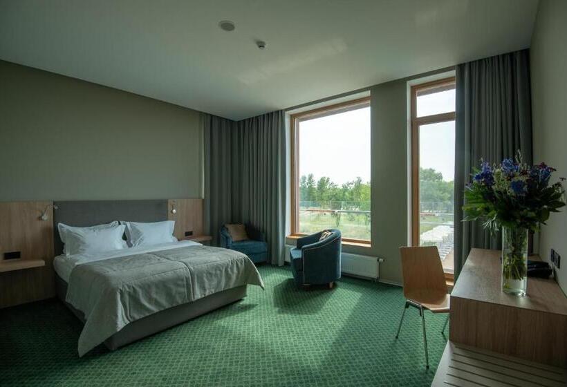 جناح سرير كينج, Shambala Wellness Club