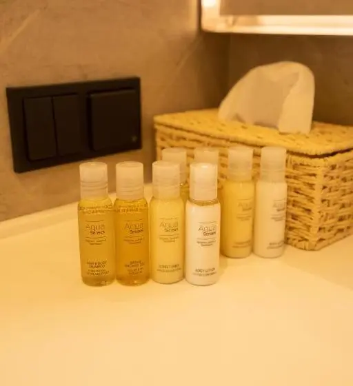 1ベッドルームハウス, Shambala Wellness Club