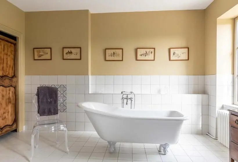 デラックススイート, Château De Charmeil  Vichy Chambres D Hôtes