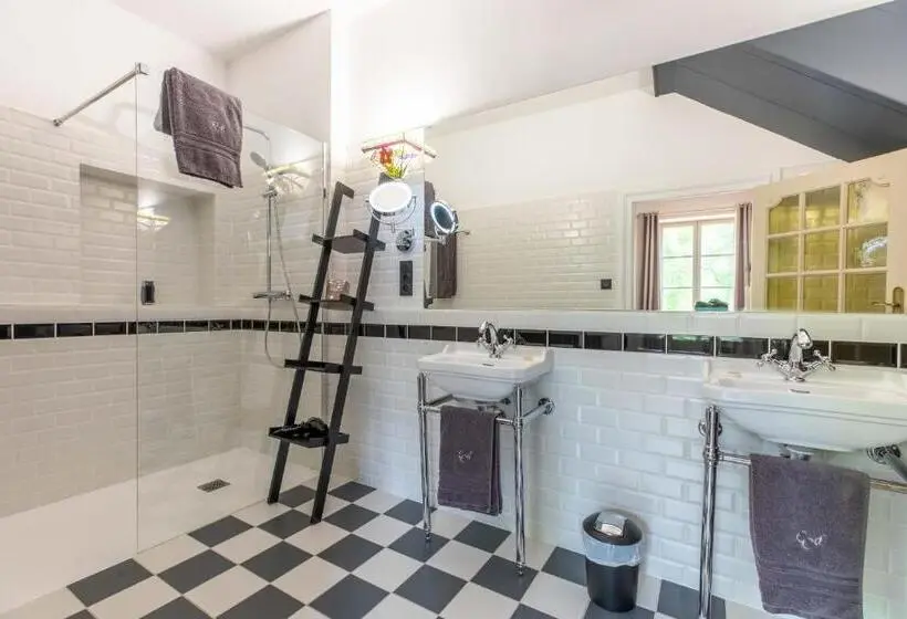 エクゼクティブスイート, Château De Charmeil  Vichy Chambres D Hôtes