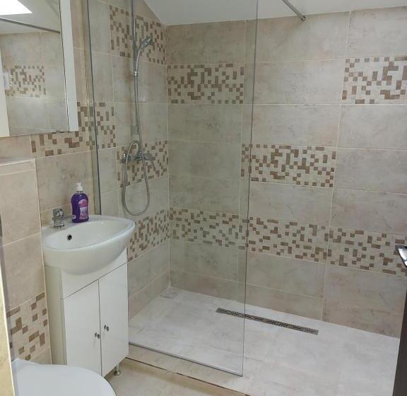 스탠다드 룸, Pensiunea Albina