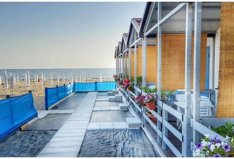بانگلوی استاندارد با چشم‌انداز دریا, Residence Stabilimento Roma