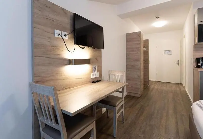 Camera Standard, Aparthotel Oberfeld West München, Selbstversorger
