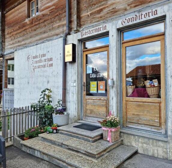 غرفة قياسية, Casa Leon