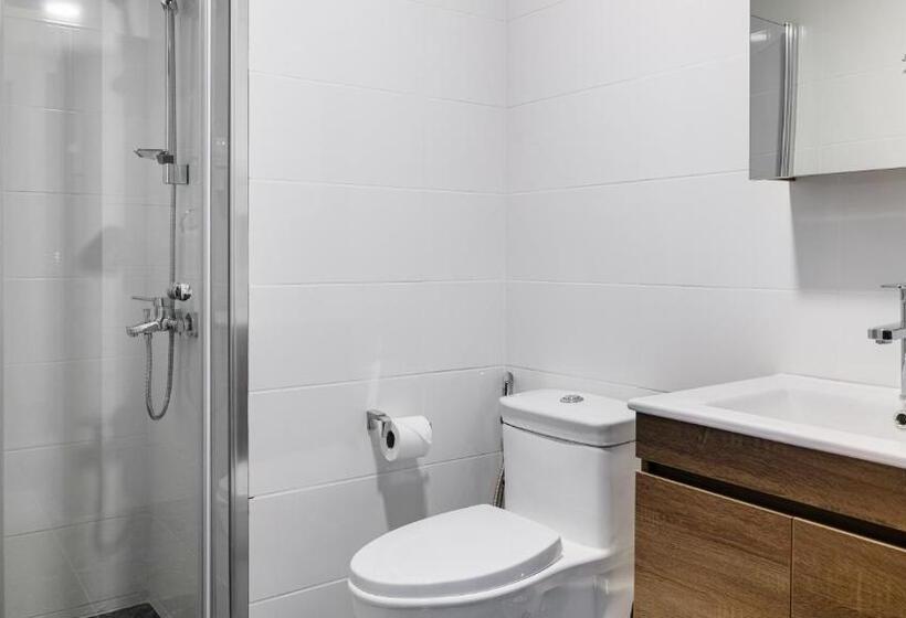 חדר דחוקס עם מיטת קינג, Royal Palace North Cyprus