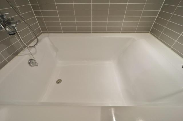 سوئیت پرزیدنت, Yam Yeonsan