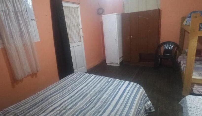 اتاق خانوادگی با سرویس بهداشتی مشترک, Casahostel