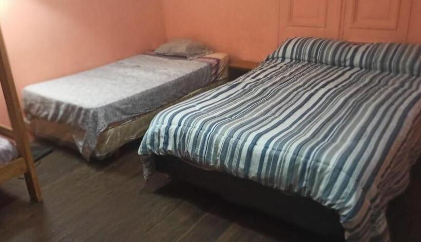 اتاق خانوادگی با سرویس بهداشتی مشترک, Casahostel