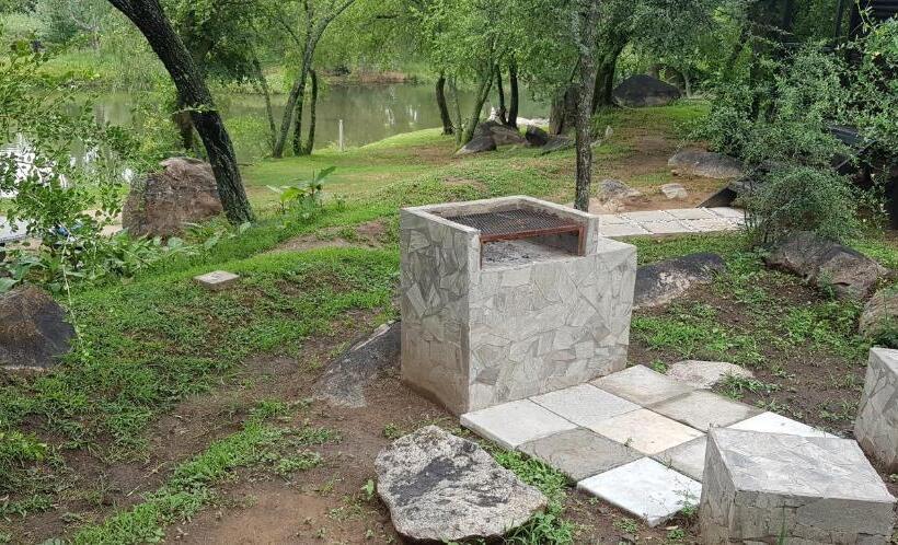 スタンダードバンガロー, River Rock Lodge