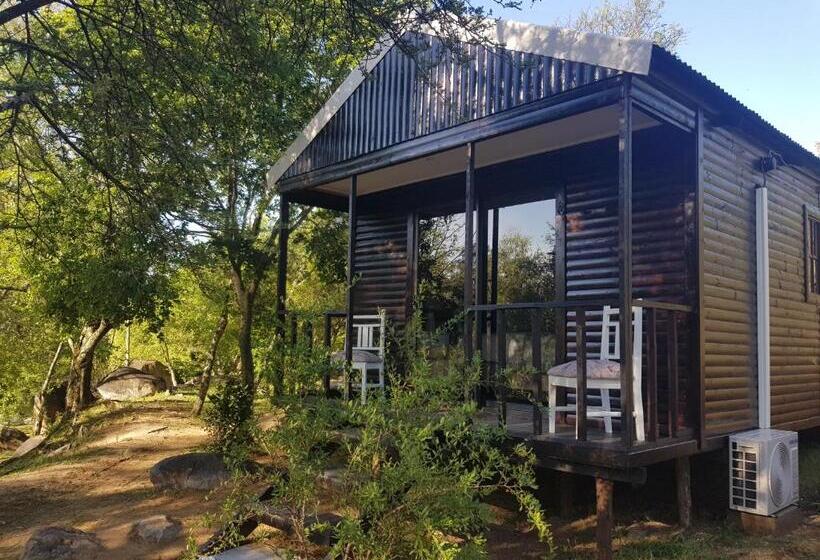 スタンダードバンガロー, River Rock Lodge