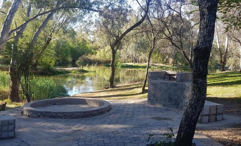 スタンダードバンガロー, River Rock Lodge