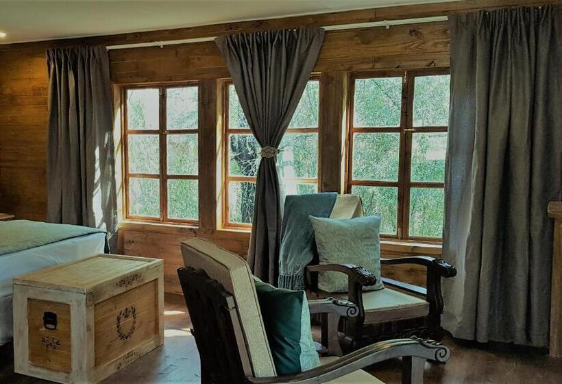 スタンダードバンガロー, River Rock Lodge