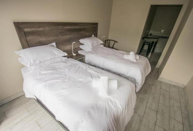 חדר דלוקס, Up21 Guest House