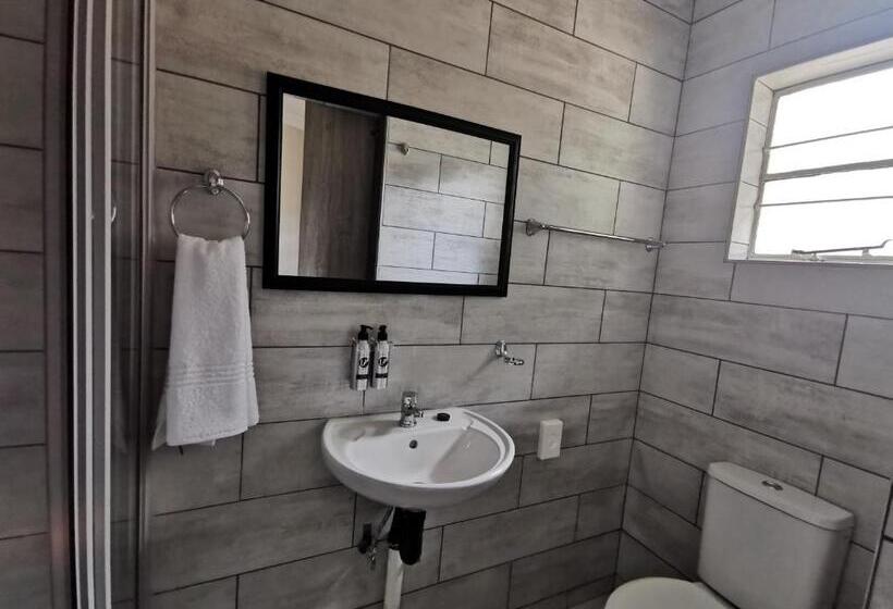 חדר דלוקס, Up21 Guest House