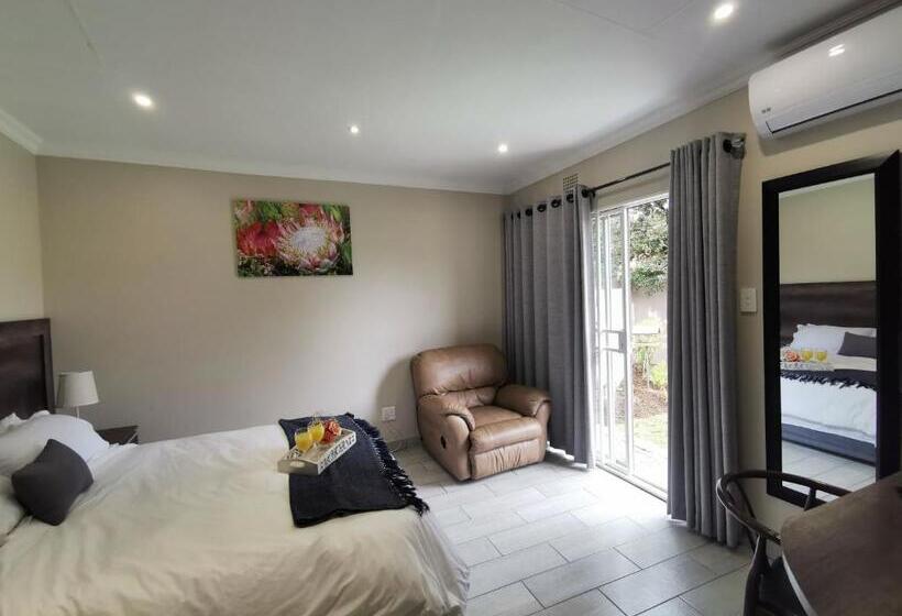 חדר דלוקס, Up21 Guest House