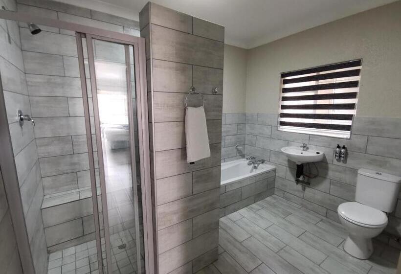 חדר דלוקס, Up21 Guest House