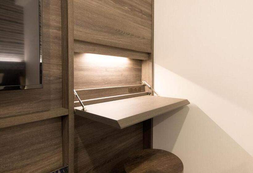 חדר סטנדרט לשלושה, Quintessa Hotel Sapporo Susukino