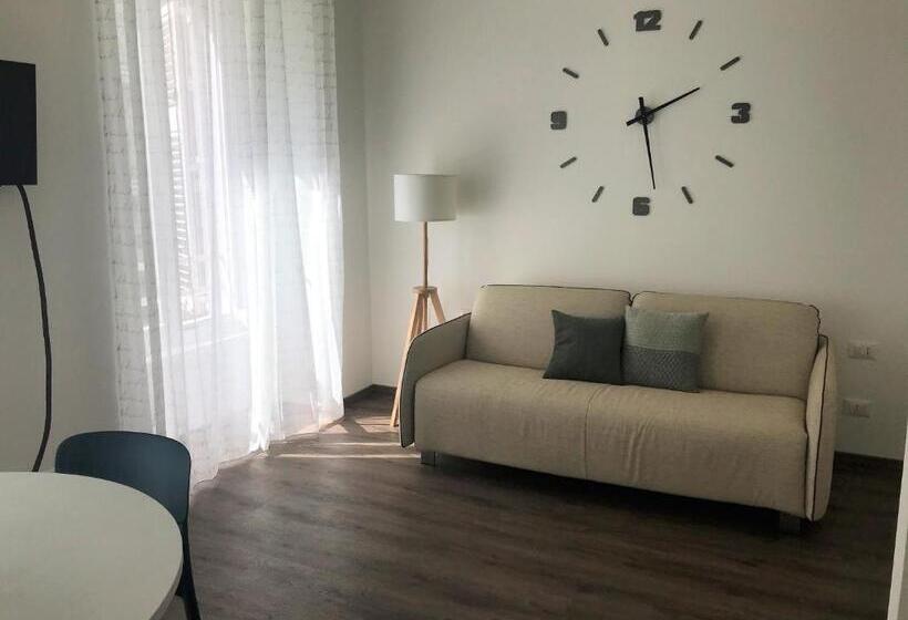 سوییت, Residence Piazza Giotti 8