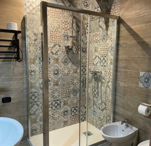 Номер Deluxe, L’angolo Delle Bugie