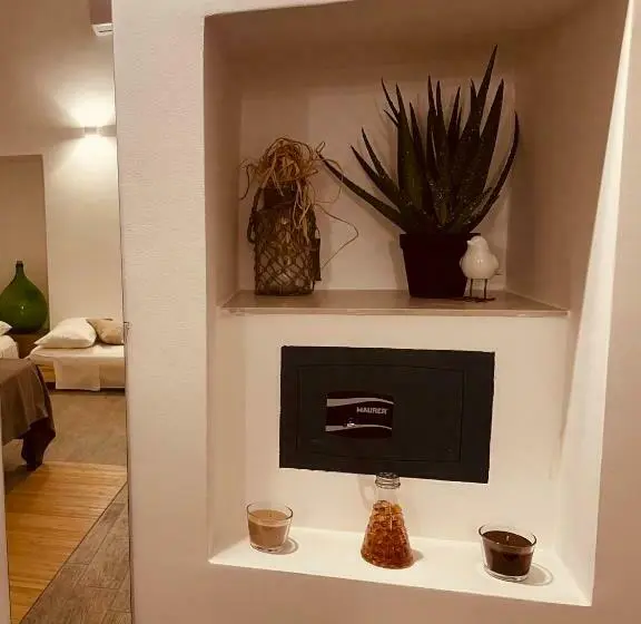 デラックスの４人部屋, L’angolo Delle Bugie