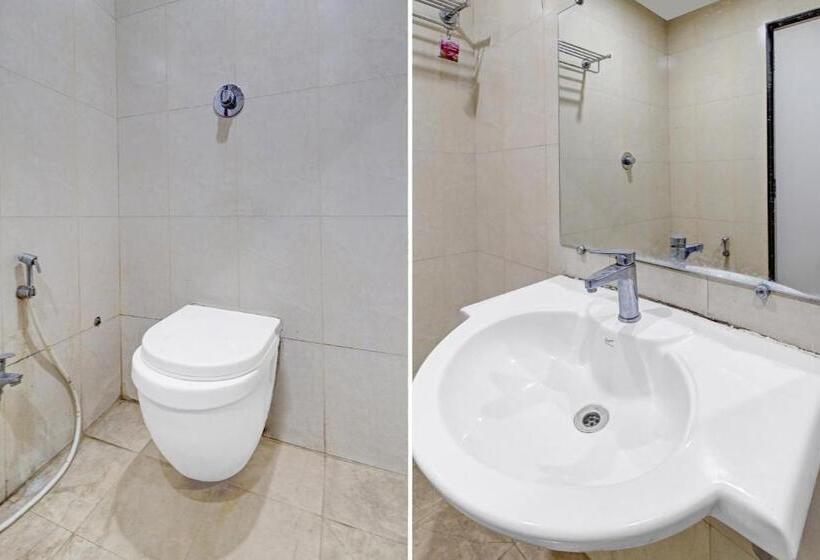 חדר קלאסי לשלושה, Capital O 82204 Hotel Annex