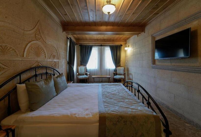 اتاق لوکس, Cratus Stone Palace