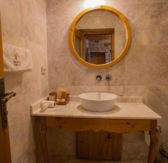 اتاق استاندارد, Cratus Stone Palace