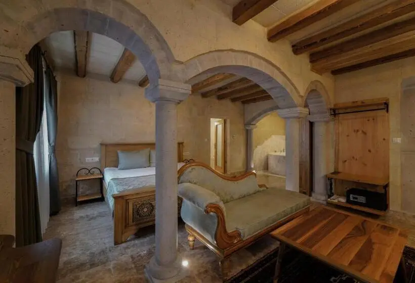 Sviitti King-vuode, Cratus Stone Palace
