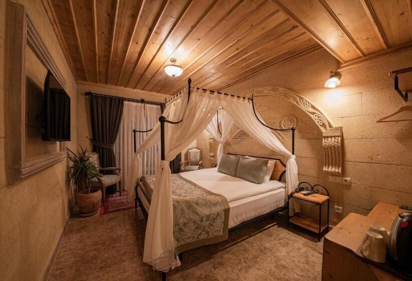 اتاق لوکس با بالکن, Cratus Stone Palace