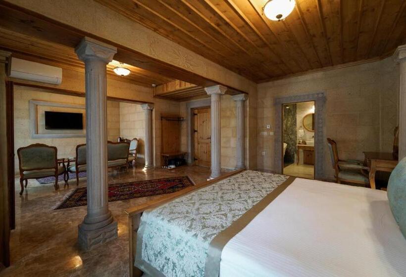 سوییت جونیور با بالکن, Cratus Stone Palace